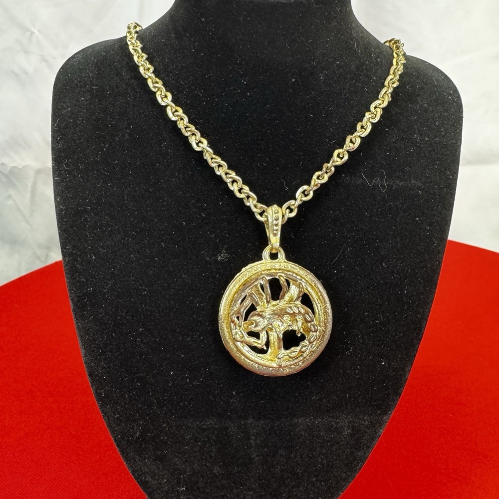Vintage Gold Tone Scorpio Pendant Chain